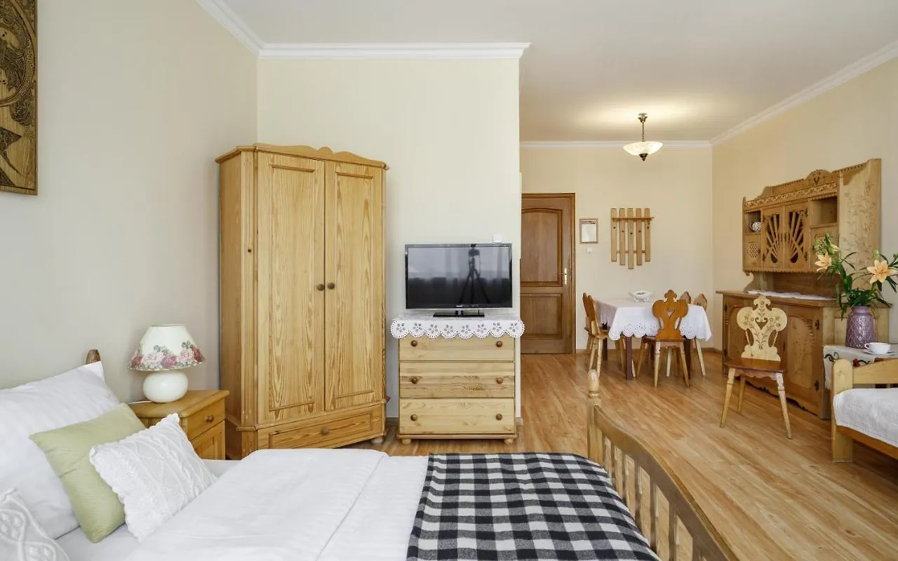 Jawor Apartment Zakopane Homestay